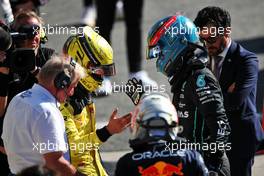 (L to R): Charles Leclerc (MON) Ferrari and George Russell (GBR) Mercedes AMG F1 in parc ferme. 11.09.2022. Formula 1 World Championship, Rd 16, Italian Grand Prix, Monza, Italy, Race Day.