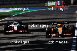 Lando Norris (GBR) McLaren MCL36 and Kevin Magnussen (DEN) Haas VF-22. 10.09.2022. Formula 1 World Championship, Rd 16, Italian Grand Prix, Monza, Italy, Qualifying Day.