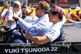 Yuki Tsunoda (JPN) AlphaTauri on the drivers parade. 11.09.2022. Formula 1 World Championship, Rd 16, Italian Grand Prix, Monza, Italy, Race Day.