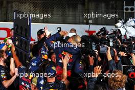Race winner Max Verstappen (NLD) Red Bull Racing celebrates winning the World Championship with Gianpiero Lambiase (ITA) Red Bull Racing Engineer and the team. 09.10.2022. Formula 1 World Championship, Rd 18, Japanese Grand Prix, Suzuka, Japan, Race Day.