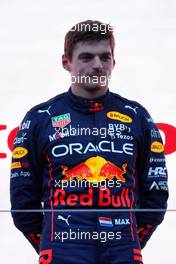 Race winner Max Verstappen (NLD) Red Bull Racing celebrates on the podium. 09.10.2022. Formula 1 World Championship, Rd 18, Japanese Grand Prix, Suzuka, Japan, Race Day.