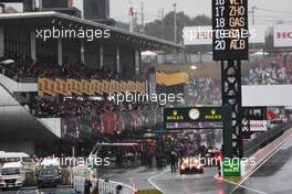 The race is stopped. 09.10.2022. Formula 1 World Championship, Rd 18, Japanese Grand Prix, Suzuka, Japan, Race Day.