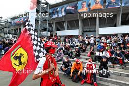 Circuit atmosphere - fans. 08.10.2022. Formula 1 World Championship, Rd 18, Japanese Grand Prix, Suzuka, Japan, Qualifying Day.