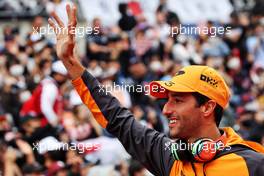 Daniel Ricciardo (AUS) McLaren on the drivers parade. 09.10.2022. Formula 1 World Championship, Rd 18, Japanese Grand Prix, Suzuka, Japan, Race Day.
