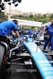 Fernando Alonso (ESP) Alpine F1 Team A522 on the grid. 29.05.2022. Formula 1 World Championship, Rd 7, Monaco Grand Prix, Monte Carlo, Monaco, Race Day.