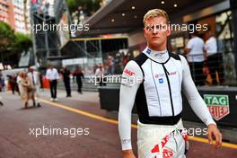 Mick Schumacher (GER) Haas F1 Team on the grid. 29.05.2022. Formula 1 World Championship, Rd 7, Monaco Grand Prix, Monte Carlo, Monaco, Race Day.