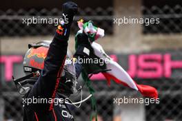 Race winner Sergio Perez (MEX) Red Bull Racing celebrates in parc ferme. 29.05.2022. Formula 1 World Championship, Rd 7, Monaco Grand Prix, Monte Carlo, Monaco, Race Day.