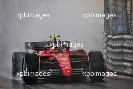 Carlos Sainz Jr (ESP) Ferrari F1-75 on a formation lap. 29.05.2022. Formula 1 World Championship, Rd 7, Monaco Grand Prix, Monte Carlo, Monaco, Race Day.
