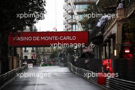 Red flags as rain stops play. 29.05.2022. Formula 1 World Championship, Rd 7, Monaco Grand Prix, Monte Carlo, Monaco, Race Day.
