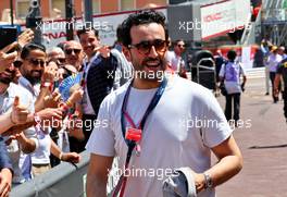 Jonathan Cohen (FRA) Actor. 28.05.2022. Formula 1 World Championship, Rd 7, Monaco Grand Prix, Monte Carlo, Monaco, Qualifying Day.