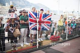 Circuit atmosphere - fans. 26.05.2022. Formula 1 World Championship, Rd 7, Monaco Grand Prix, Monte Carlo, Monaco, Practice Day.