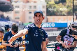 Nicholas Latifi (CDN) Williams Racing plays golf in the pits. 26.05.2022. Formula 1 World Championship, Rd 7, Monaco Grand Prix, Monte Carlo, Monaco, Practice Day.