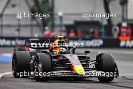 Sergio Perez (MEX) Red Bull Racing RB18. 28.10.2022. Formula 1 World Championship, Rd 20, Mexican Grand Prix, Mexico City, Mexico, Practice Day.