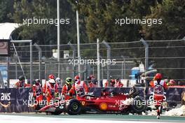 The damaged Ferrari F1-75 of Charles Leclerc (MON) Ferrari after he crashed in the second practice session. 28.10.2022. Formula 1 World Championship, Rd 20, Mexican Grand Prix, Mexico City, Mexico, Practice Day.
