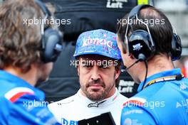 Fernando Alonso (ESP) Alpine F1 Team on the grid. 30.10.2022. Formula 1 World Championship, Rd 20, Mexican Grand Prix, Mexico City, Mexico, Race Day.