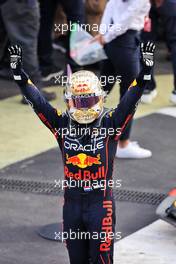 Race winner Max Verstappen (NLD) Red Bull Racing celebrates in parc ferme. 30.10.2022. Formula 1 World Championship, Rd 20, Mexican Grand Prix, Mexico City, Mexico, Race Day.