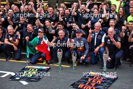 Red Bull Racing celebrates a record breaking 14th GP victory in one season for Max Verstappen (NLD) Red Bull Racing and third place for Sergio Perez (MEX) Red Bull Racing. 30.10.2022. Formula 1 World Championship, Rd 20, Mexican Grand Prix, Mexico City, Mexico, Race Day.