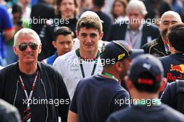 (L to R): Mick Doohan (AUS) with his son Jack Doohan (AUS) Alpine Academy Driver. 29.10.2022. Formula 1 World Championship, Rd 20, Mexican Grand Prix, Mexico City, Mexico, Qualifying Day.