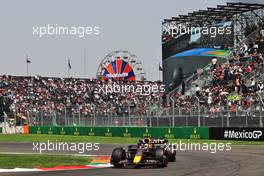 Max Verstappen (NLD) Red Bull Racing RB18. 29.10.2022. Formula 1 World Championship, Rd 20, Mexican Grand Prix, Mexico City, Mexico, Qualifying Day.