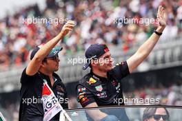 (L to R): Sergio Perez (MEX) Red Bull Racing and Max Verstappen (NLD) Red Bull Racing on the drivers parade. 30.10.2022. Formula 1 World Championship, Rd 20, Mexican Grand Prix, Mexico City, Mexico, Race Day.