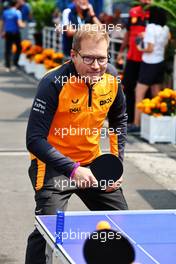 Andreas Seidl, McLaren Managing Director plays table tennis in the paddock. 27.10.2022. Formula 1 World Championship, Rd 20, Mexican Grand Prix, Mexico City, Mexico, Preparation Day.