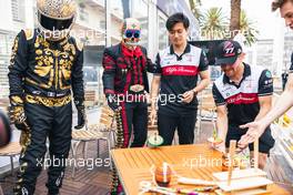 (L to R): Mario Achi (MEX) with a Day of the Dead Skeleton; Guanyu Zhou (CHN) Alfa Romeo F1 Team; and Valtteri Bottas (FIN) Alfa Romeo F1 Team. 27.10.2022. Formula 1 World Championship, Rd 20, Mexican Grand Prix, Mexico City, Mexico, Preparation Day.