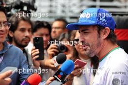 Fernando Alonso (ESP) Alpine F1 Team with the media. 27.10.2022. Formula 1 World Championship, Rd 20, Mexican Grand Prix, Mexico City, Mexico, Preparation Day.