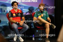 (L to R): Carlos Sainz Jr (ESP) Ferrari and Sebastian Vettel (GER) Aston Martin F1 Team in the FIA Press Conference. 06.05.2022. Formula 1 World Championship, Rd 5, Miami Grand Prix, Miami, Florida, USA, Practice Day.