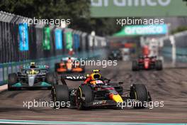 Sergio Perez (MEX) Red Bull Racing RB18. 08.05.2022. Formula 1 World Championship, Rd 5, Miami Grand Prix, Miami, Florida, USA, Race Day.