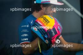 Fernando Alonso (ESP) Alpine F1 Team with helmet. 05.05.2022. Formula 1 World Championship, Rd 5, Miami Grand Prix, Miami, Florida, USA, Preparation Day.