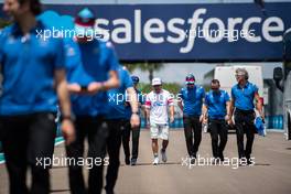 Fernando Alonso (ESP) Alpine F1 Team walks the circuit with the team. 05.05.2022. Formula 1 World Championship, Rd 5, Miami Grand Prix, Miami, Florida, USA, Preparation Day.
