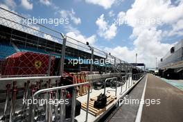 Circuit atmosphere - unpacked freight. 03.05.2022. Formula 1 World Championship, Rd 5, Miami Grand Prix, Miami, Florida, USA, Preparation Day.