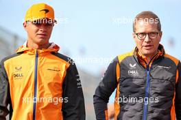 (L to R): Lando Norris (GBR) McLaren with Andreas Seidl, McLaren Managing Director. 02.09.2022. Formula 1 World Championship, Rd 14, Dutch Grand Prix, Zandvoort, Netherlands, Practice Day.