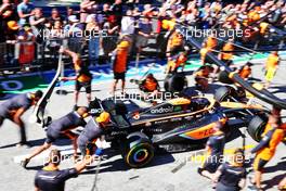 McLaren practices a pit stop. 02.09.2022. Formula 1 World Championship, Rd 14, Dutch Grand Prix, Zandvoort, Netherlands, Practice Day.