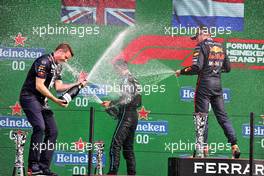 Race winner Max Verstappen (NLD) Red Bull Racing celebrates on the podium with George Russell (GBR) Mercedes AMG F1 and Craig Skinner (GBR) Red Bull Racing Chief Designer. 04.09.2022. Formula 1 World Championship, Rd 14, Dutch Grand Prix, Zandvoort, Netherlands, Race Day.