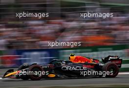 Sergio Perez (MEX) Red Bull Racing RB18. 04.09.2022. Formula 1 World Championship, Rd 14, Dutch Grand Prix, Zandvoort, Netherlands, Race Day.