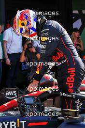Pole sitter Max Verstappen (NLD) Red Bull Racing in qualifying parc ferme. 03.09.2022. Formula 1 World Championship, Rd 14, Dutch Grand Prix, Zandvoort, Netherlands, Qualifying Day.