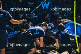 Alexander Albon (THA) Williams Racing FW44 practices a pit stop. 03.09.2022. Formula 1 World Championship, Rd 14, Dutch Grand Prix, Zandvoort, Netherlands, Qualifying Day.