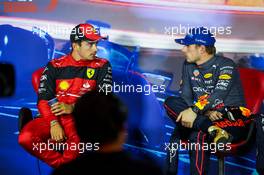 (L to R): Charles Leclerc (MON) Ferrari and Max Verstappen (NLD) Red Bull Racing in the post qualifying FIA Press Conference.. 03.09.2022. Formula 1 World Championship, Rd 14, Dutch Grand Prix, Zandvoort, Netherlands, Qualifying Day.