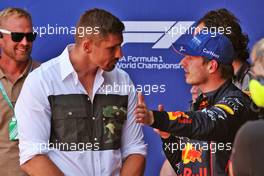 (L to R): Rico Verhoeven (NLD) Kickboxer in qualifying parc ferme with pole sitter Max Verstappen (NLD) Red Bull Racing. 03.09.2022. Formula 1 World Championship, Rd 14, Dutch Grand Prix, Zandvoort, Netherlands, Qualifying Day.
