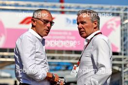 (L to R): Stefano Domenicali (ITA) Formula One President and CEO with Raymond Vermeulen (NLD) Driver Manager. 01.09.2022. Formula 1 World Championship, Rd 14, Dutch Grand Prix, Zandvoort, Netherlands, Preparation Day.