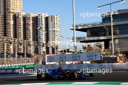 Alexander Albon (THA) Williams Racing FW44. 25.03.2022 Formula 1 World Championship, Rd 2, Saudi Arabian Grand Prix, Jeddah, Saudi Arabia, Practice Day.