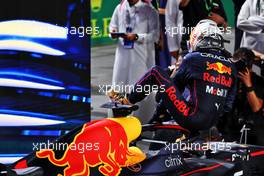 Race winner Max Verstappen (NLD) Red Bull Racing RB18 in parc ferme. 27.03.2022. Formula 1 World Championship, Rd 2, Saudi Arabian Grand Prix, Jeddah, Saudi Arabia, Race Day.