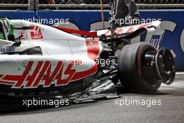 The damaged Haas VF-22 of Mick Schumacher (GER) Haas F1 Team is removed from the circuit after he crashed during qualifying. 26.03.2022. Formula 1 World Championship, Rd 2, Saudi Arabian Grand Prix, Jeddah, Saudi Arabia, Qualifying Day.
