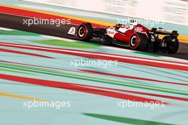 Guanyu Zhou (CHN) Alfa Romeo F1 Team C42. 26.03.2022. Formula 1 World Championship, Rd 2, Saudi Arabian Grand Prix, Jeddah, Saudi Arabia, Qualifying Day.