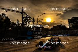 Fernando Alonso (ESP) Alpine F1 Team A522. 30.09.2022. Formula 1 World Championship, Rd 17, Singapore Grand Prix, Marina Bay Street Circuit, Singapore, Practice Day.