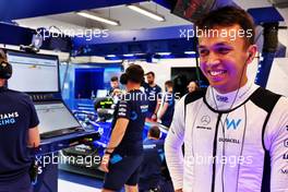 Alexander Albon (THA) Williams Racing. 30.09.2022. Formula 1 World Championship, Rd 17, Singapore Grand Prix, Marina Bay Street Circuit, Singapore, Practice Day.