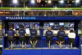 Williams Racing pit gantry. 30.09.2022. Formula 1 World Championship, Rd 17, Singapore Grand Prix, Marina Bay Street Circuit, Singapore, Practice Day.