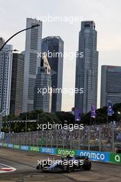 Nicholas Latifi (CDN) Williams Racing FW44. 30.09.2022. Formula 1 World Championship, Rd 17, Singapore Grand Prix, Marina Bay Street Circuit, Singapore, Practice Day.