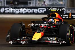 Sergio Perez (MEX), Red Bull Racing  30.09.2022. Formula 1 World Championship, Rd 17, Singapore Grand Prix, Marina Bay Street Circuit, Singapore, Practice Day.